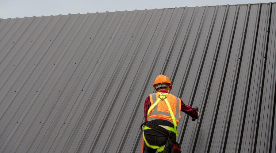 Expert Emergency Roof Repairs services in Vale, OR